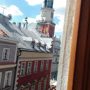 https://apartament-stary-rynek-1.poznan-hotels.com