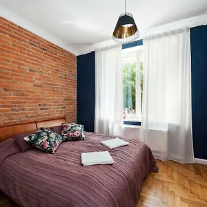 https://apartament-krakowski.krakowhotelspoland.com